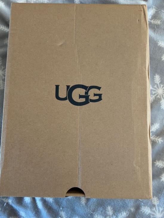 Uggs size 10 Ankle Boot - Chestnut Brown: new in box ( small defect last pic)